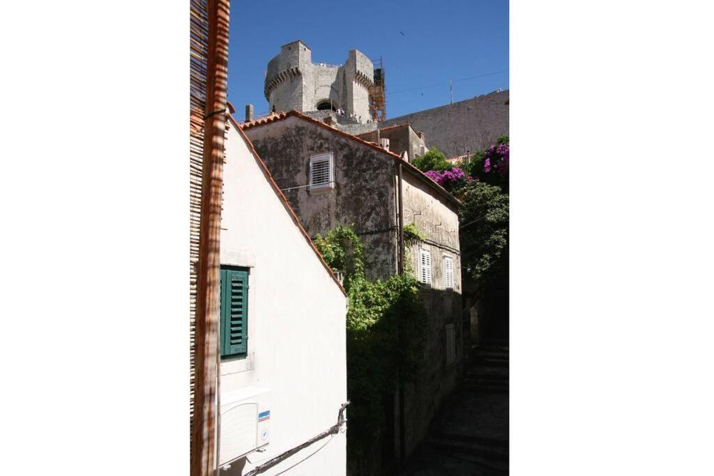 1-Bdrm With Terrace In The Old Town Apartment Dubrovnik Exterior photo